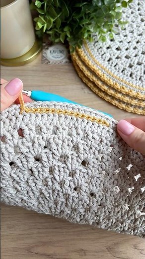 Easy & Fast Crochet Placemat for Beginners | Detailed Tutorial Available 🤍