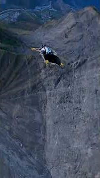 🔥 SALTO BASE EXTREMO: De la Montaña al Cielo con una ALFOMBRA | Base Jump