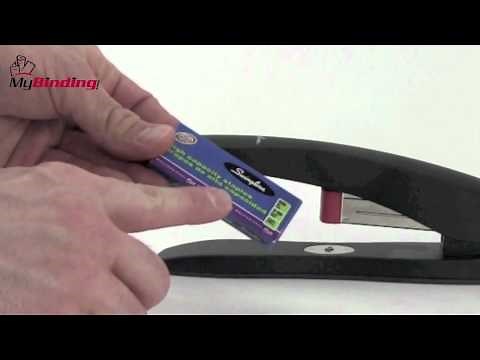 Swingline High Capacity Desk Stapler Demo - S7077701