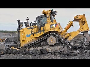 Cat D9T Dozer Operator's View