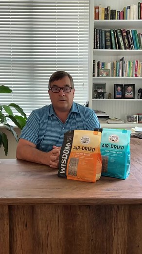 Is your dog's food complete and balanced or made up of unnecessary fillers? Each component of our new Wisdom Air-Dried recipes provides a unique set of benefits making it a premium food that supports brain function, heart health, healthy skin and coat, and so much more. In this video, our in-house veterinarian, Dr. Kris Hansen, explains some of the many nutritional benefits of the ingredients in Wisdom. Try your first bag today: https://bit.ly/3sekcVG | Earth Animal