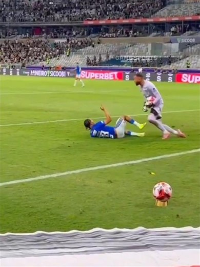 Most Red Cards in Football History: The Ultimate Records! #shorts #BrazilianFootball #derbyday