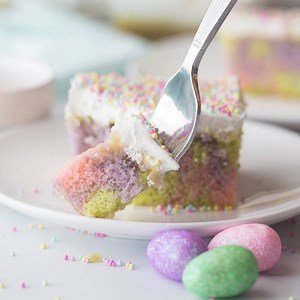 222K views · 917 reactions | Easter Poke Cake! Perfect for Easter Dinner! https://www.passionforsavings.com/easter-poke-cake/ | Passion For Savings | Facebook