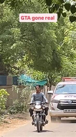 Bhai ko lagta hai woh video game hai 😂 #FCReels | FilterCopy