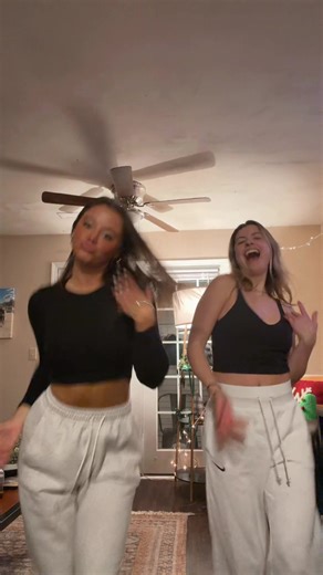 bar fits in the snow storm @MALLORY🌷🧸🎀🫧 #snowstorm #fyp #lilhuddy | snow storm