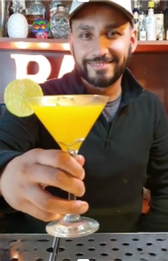 Martini de Mango – Receta Fácil de Cóctel