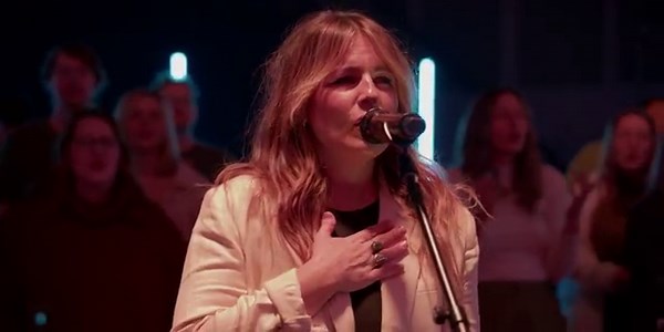 Vertical Worship: Alabaster Jar (Live)