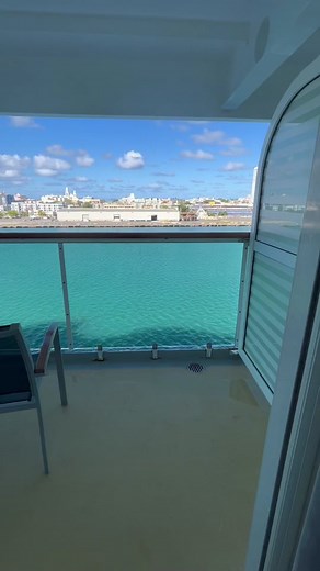 Exploring the Jewel of the Seas Cruise Experience