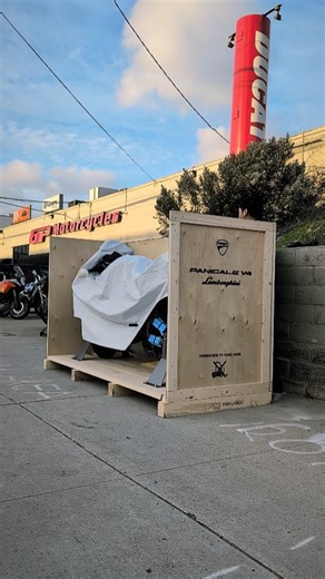 GP Motorcycles on Instagram: "Part 1: The un-crating Inspired by the Lamborghini Revuelto ad Personam. This collectors model of the Panigale V4 is complete with special livery, tail section and winglets inspired by the lines of the Lamborghini, forged aluminum wheels, carbon fiber elements, dry clutch, and an #akropovik silencer. The Art of Unexpected. This is the new Panigale V4 Lamborghini. Stay tuned for Part 2 to get up close to this Beauty. . . . . #gpmotorcycles #ducati #ducatimotorcycles 