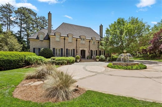 305 Forrest Lake Dr, Sandy Springs, GA 30327 - MLS 7760154 - Coldwell Banker