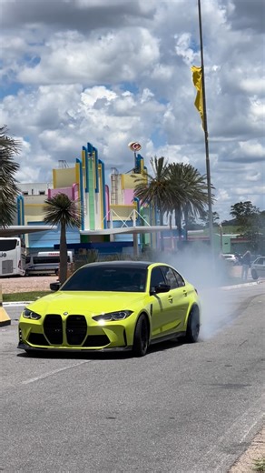 SCJ - Super Carros Jundiai | 🇩🇪M3 COMP 📸 @bes_tcars2 @mqs.spotter 🇧🇷jundiai-sp @exclusivoserrazul @jundiai_rebaixados @exoticosjundiai #scjbmw #bmw... | Instagram