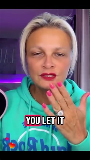 Revlon Lipstick: Unleash Your Beauty