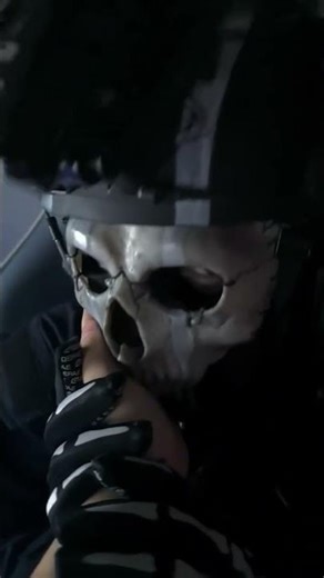 Whose hand is that ? #callofduty #asmr #codmw2 #ghost #shorts #short #reel