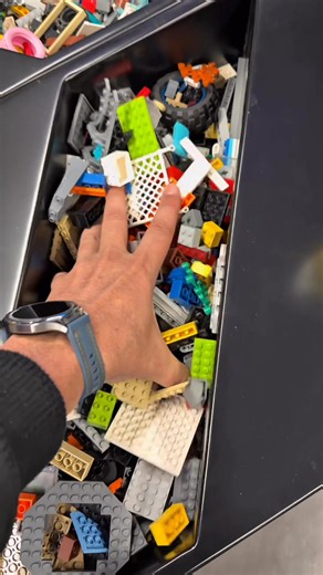 Lego South Africa unveiled a life-size Mercedes AMG F1 W14 E Performance car, check it out near you soon. It’s going to travel the country. #lego #legoF1 | NAG