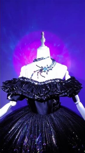 Fireworks dress with 2.37 million views across all platforms The real human body has final