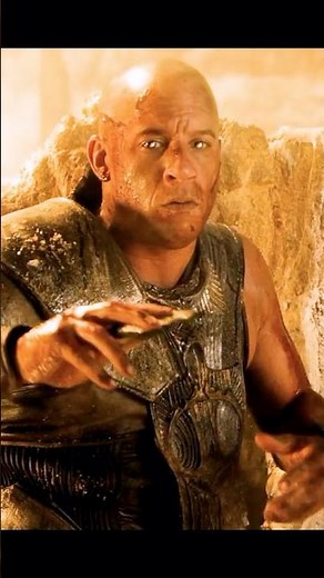 #movie #film "Riddick's DESPERATE Survival! 😱 Vulture Attack & Alien Dog Fight in 'Riddick' (2013)"