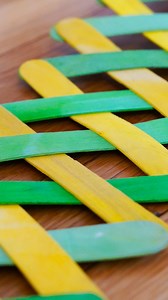 exploding star effect made with popsicle sticks! ⭐💥 #H5dominocreations #H5dominocmmunity #dominoes #chainreaction #kineticart #satisfying #dominoesfalling | Hevesh5