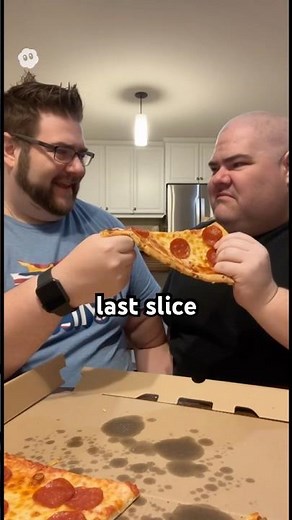 Grim vs Kidbehindacamera for the last slice of Pizza