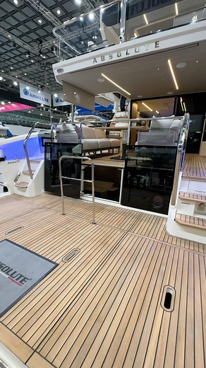 Matteo Sormani on Instagram: "Absolute 60 Fly 🤩🤩🤩 #nauta #nautachannel #switzerland #croatia #yacht #yachting #luxury #luxurylifestyle #luxurylife #sardegna #sardinia #italia #italy #walkaround #style #boat #boating #barca #nautica #boatmag #vessel #velero #cannes #salonenauticogenova #salonenautico #rich #richlife #richlifestyle #absolute"