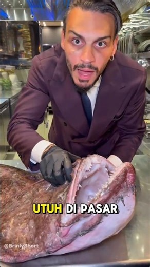 This Ugly Fish Is a Luxury Dish in Japan and France?! #foodshorts #monkfish #uniquefacts