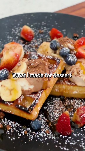 Waffle Topping Ideas: Sweet & Savory Combinations
