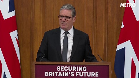 'We risk becoming an island of strangers': PM vows to 'significantly' reduce net migration