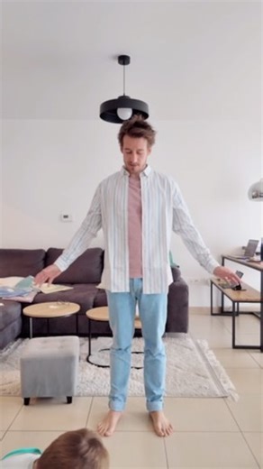 … t’es en galère cadeau pour la fête des pères ? @jaqkstore m’a offert des tenus que je kiffe ! Et quand je kiffe, je partage, tu voulais un code promo en story 💥 t’as 10% sur toute la nouvelle collection avec ce code 👉🏼 JEREMYXJAQK Je crois que là ma carrière d’influenceur démarre 😂 mon histoire avec Jaqk aussi et pour les fans de chino et doudoune sans manche, vous allez vous régaler !! 😘 | Jérémy Charbonnel