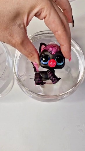 Color Changing Fancy Kitty | Lila Slips LOL Surprise Doll Unboxing