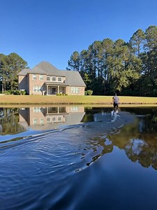 This is how I feel when my residual check increased by 41% in the middle of a government shutdown. Let's have a conversation 🤑😜 | Charles Ivory