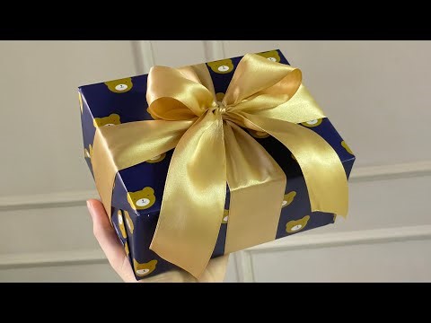 How to Wrap a Gift for a Kid's Birthday: DIY Birthday Gift Wrapping Tutorial