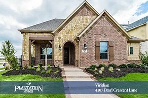 Arlington, Texas - Come see our featured home at 4107 Pearl Crescent Lane in the unique master-planned community of Viridian DFW by Johnson Development! 4 bed/2.5 bath; 1 Story; 2,302 sq ft plantationhomes.com/dallas-ft-worth/viridian-homesites/home/dab144 | Plantation Homes