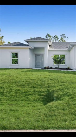 From the ground up, IronBark Construction builds homes with precision, care, and quality. A trusted local contractor supported by a professional team dedicated to turning your vision into reality. Jason Price IRONBARK CONTRUCTION CGC1526533 (941)815-7870 Se habla español.