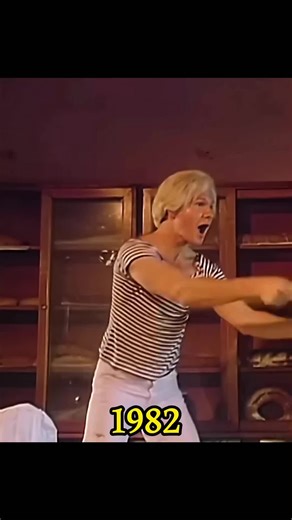 Men at Work's Iconic Anthem Down Under: A 80s Classic