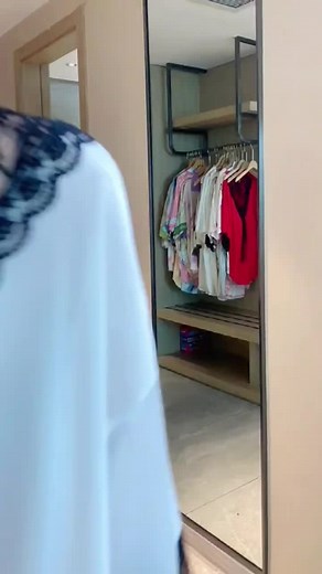 The new patchwork lace pajamas can be worn both at home and out