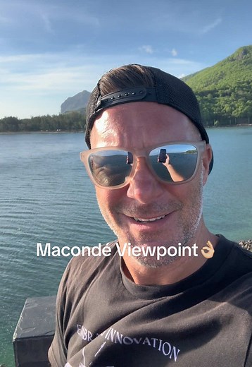 A short walk up the steps… and then this 😮 Macondé Viewpoint looking over Le Morne and the wild south coast of Mauritius. #Mauritius #Maconde #LeMorne #TravelViews #islandlife