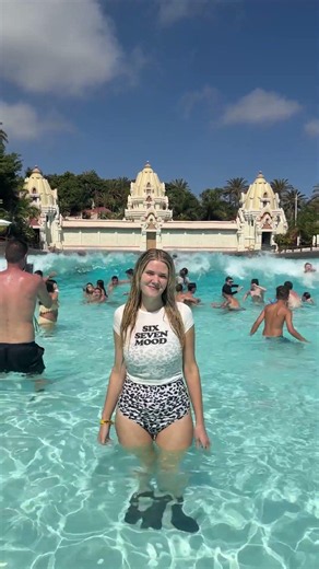 Paula im Wasserpark 😂🌊 67 Welle 🤪