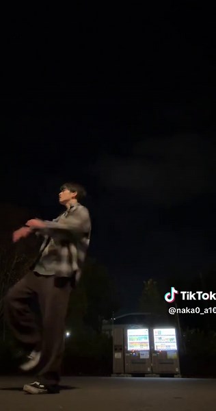 来年BTS完全体見れるかな💭#jungkook#standingnexttoyou #kpop#dance#cover#fyp#08#bts#btsarmy#dancebreak