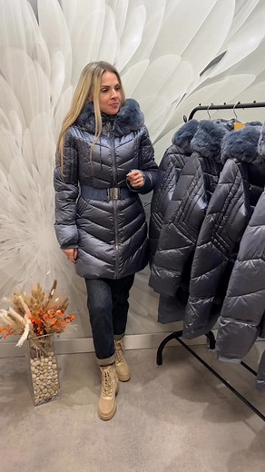 Objav našu kvalitnú zimnú bundu Mayo Chix– model Bori, ktorá ťa zahreje aj v tých najchladnejších dňoch a pritom vyzerá úžasne štýlovo!“ 👉🏼Marco Polo Mayo Chix 💛📲0918306588💌 | MARCO POLO Vranov
