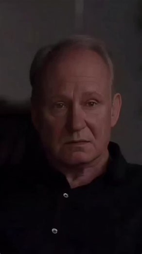 Just Sharing My Fvt Cinema on Instagram: "Sentimental Value (2025) dir. Joachim Trier. . Aren't people getting tired of these traumatic childhood affecting adult behavior, absentee father kinda sob stories? . The film is about two sisters Nora and Agnes and their father, Gustav, a director who returns after many years and offers his daughter Nora who is a stage actress, a role in his film. She refuses and the role goes to a movie actress who has shown keen interest in working with Gustav."