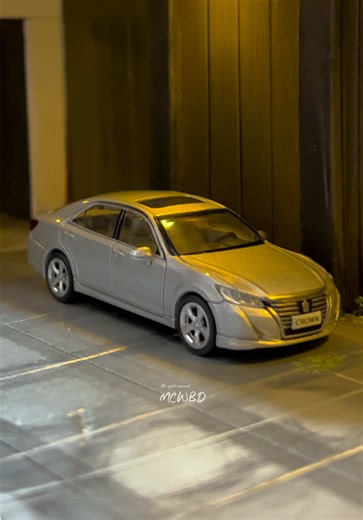 Explore the Toyota Crown Diecast Collection