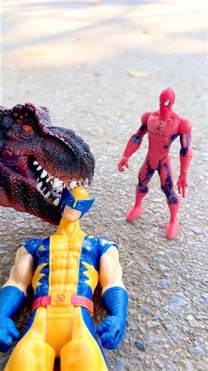 Venom loses the werewolf's head, which is then retrieved by a dinosaur.#spiderman