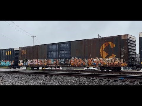 Norfolk Southern and CSX Roar through Dayton, OH.