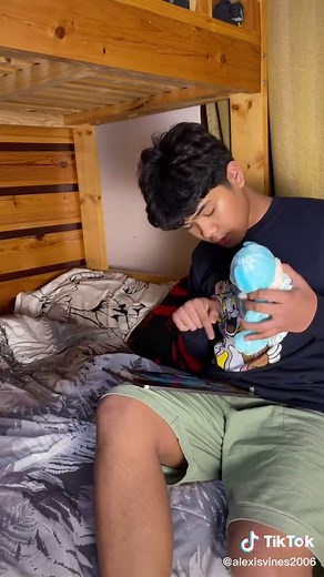 MOMMY VLOGS PARODY#Alexisvines FOLLOW ME ON IG