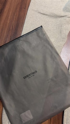 Essential Hoodie Review: Comfort and Style Insights