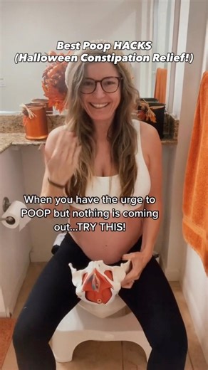 Do you ever have the urge to poop but nothing is coming out on during the holidays, on vacation when you travel, or in public bathrooms?! TRY THIS POOP HACK to protect your pelvic floor from hemorrhoids, fissures, prolapse, constipation, bloating, pain, etc.⬇️⬇️⬇️ YES, pooping should take less than 3-5 min to protect your pelvic floor and prevent issues BUT constipation is common on vacation from lack of sleep, stress, dehydration, diet changes, etc.⬇️ That’s why you should learn how to BREATHE 
