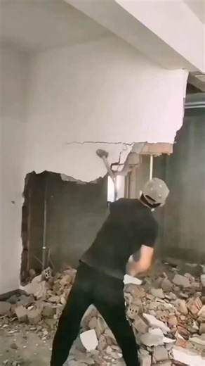 The Design Expert on Instagram: "Designer ya Contractor? Kab kya choose kare? | Interior Guide Ep 1 Interior start karne se pehle Designer ya Contractor? Must Watch Interior shuru karte waqt sabse common confusion hota hai – pehle designer hire kare ya contractor? Interior Timeless Guide Series 2026 ke Episode 1 mein main aapko clearly explain karunga: ✔ Designer ka role kya hota hai ✔ Contractor ka role kya hota hai ✔ Kis stage par kisko choose karna chahiye ✔ Galat sequence se kya problems hot