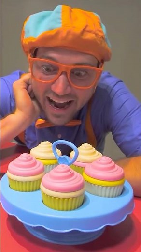 30 Seconds of Fun at the Museum! 🚀📲 | Blippi | Healthy Habits for kids