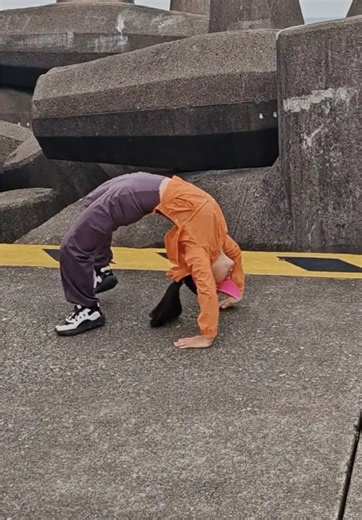 The Benefits of Quadrupedal Movement for Fitness