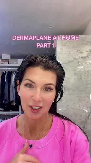 Dermaplaning Tutorial: How to Safely Remove Dead Skin and Peach Fuzz at Home