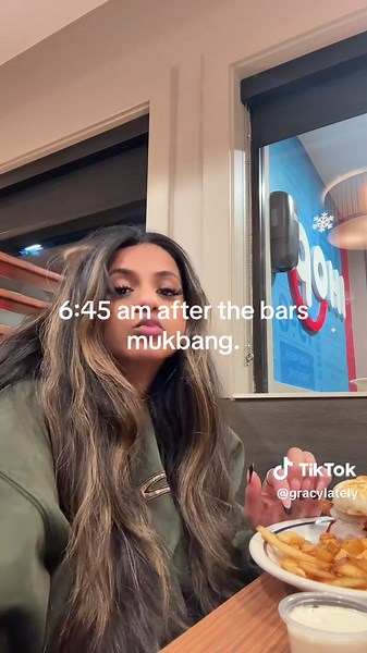 Cute Date Night Escapade: From Dinner to Late-Night Fun